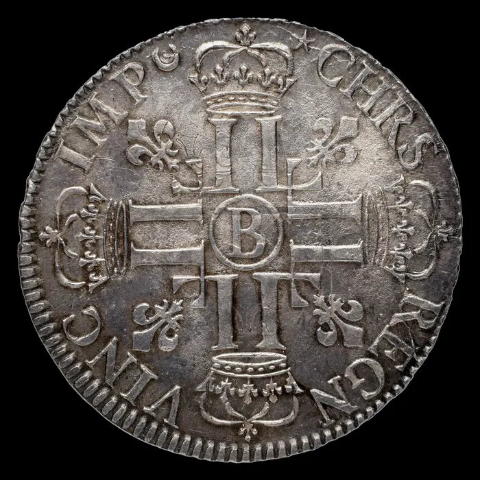 Revers d'un écu aux huit L de Louis XIV de 1691, lettre B au centre, atelier de Rouen